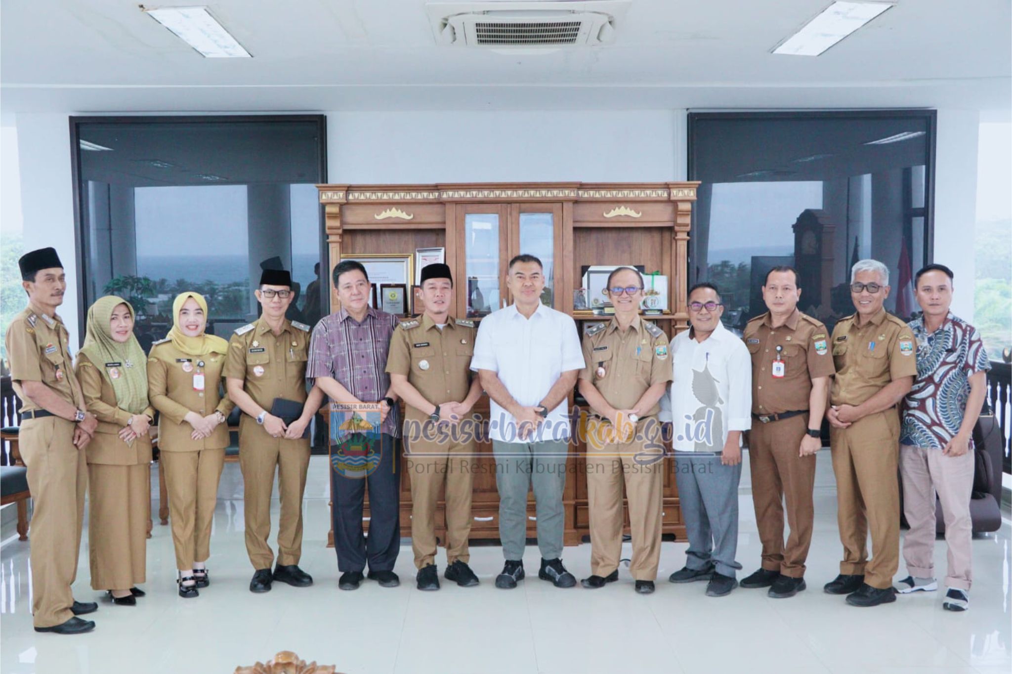 Bupati-terima-kunjungan-kerja-anggota-dprri-komisiVII_1